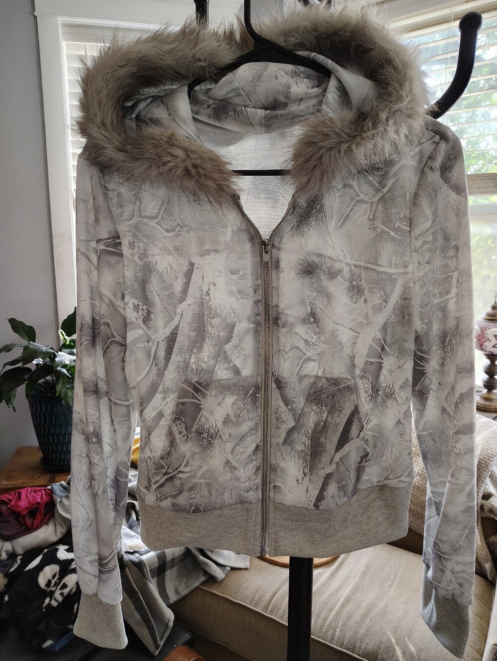 Women’s Gray Faux-Fur Hooded Zip Jacket